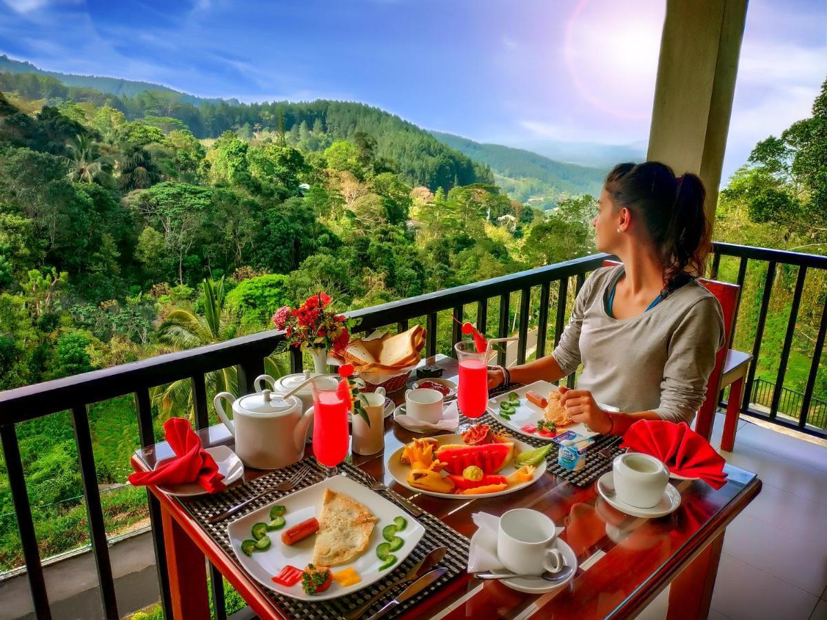Hotel The Grand Hills Kandy Exterior foto